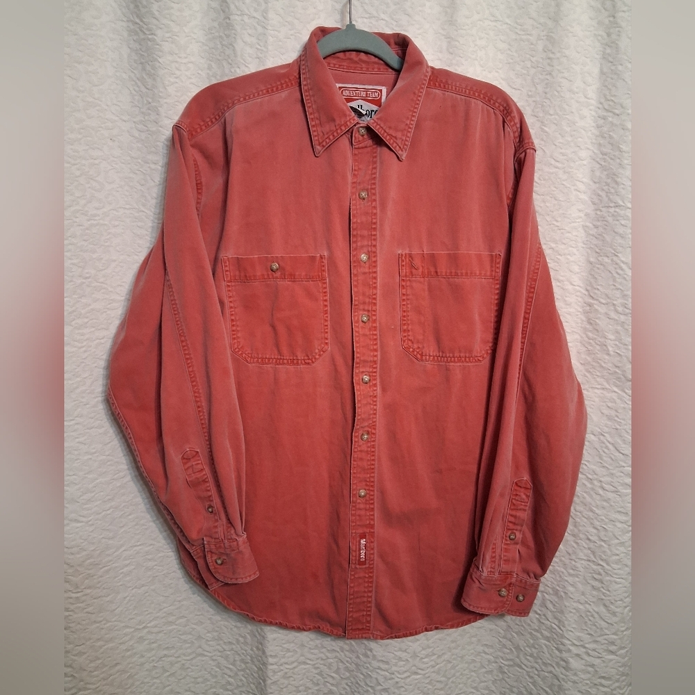 Marlboro Advantage Team Vintage  Men's Casual Red Button-Down Shirt